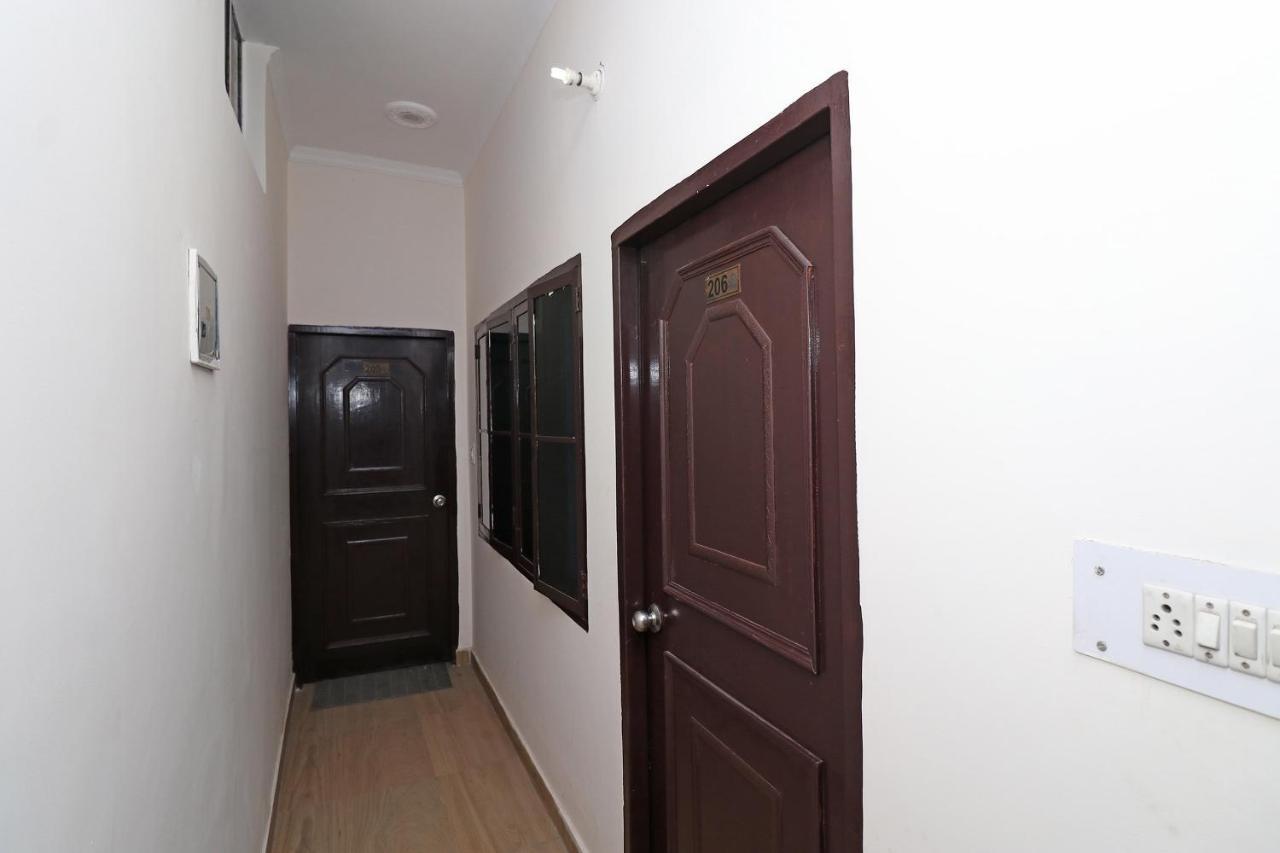 Oyo 27750 Bhagwati Residency Otel Mirzāpur Dış mekan fotoğraf