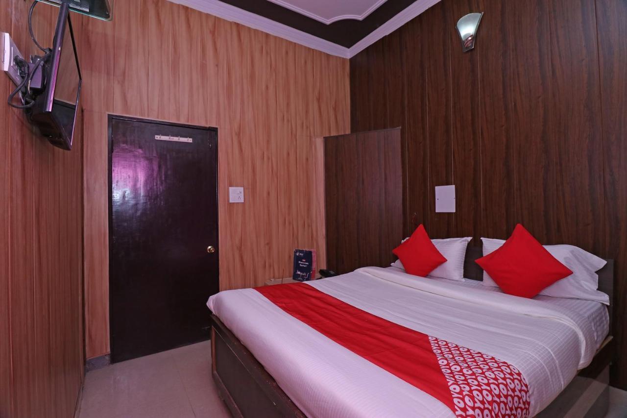 Oyo 27750 Bhagwati Residency Otel Mirzāpur Dış mekan fotoğraf