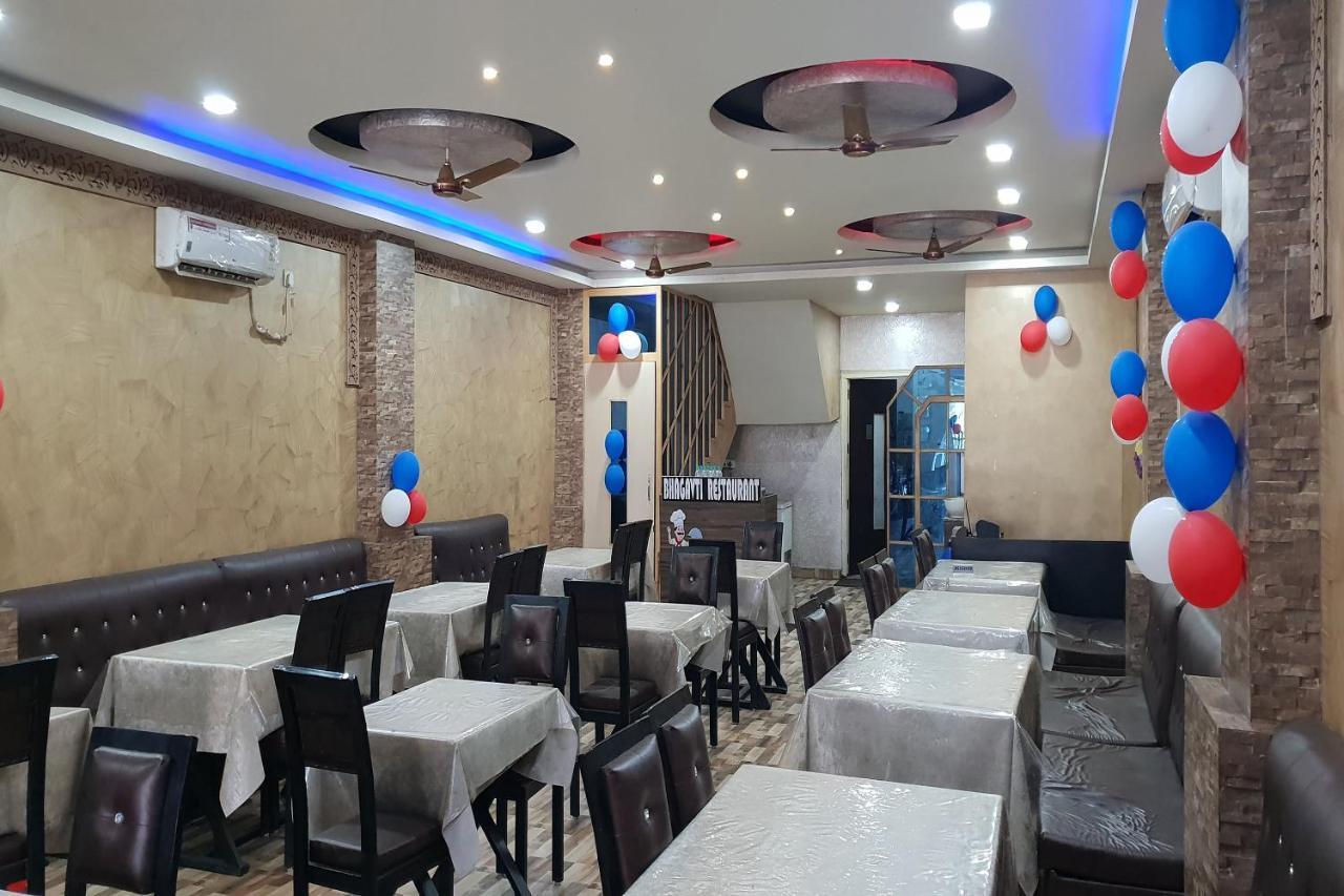 Oyo 27750 Bhagwati Residency Otel Mirzāpur Dış mekan fotoğraf